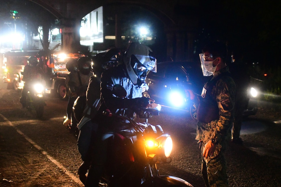 With checkpoints and curfew in place, public urged to stay home as NCR Plus begins ECQ 1