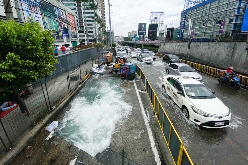 Nasirang tubo ng Manila Water nagdulot ng water interruption, mabigat na traffic 1