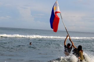 'Pure joke': Duterte tinawag na 'tanga' ang naniwala sa sinabi niyang pag-jetski pa-Spratlys