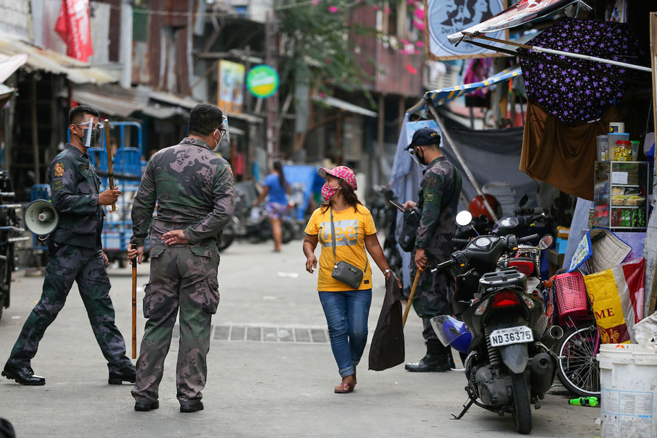 Duterte Approves Law Lowering Height Requirement For Pnp Other Uniformed Services Abs Cbn News