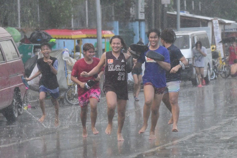 Rainy days ahead: PAGASA declares start of wet season in PH 1