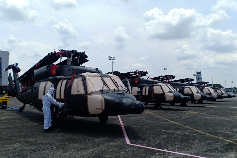 5 more Black Hawk choppers arrive in Clark for Philippine Air Force 1