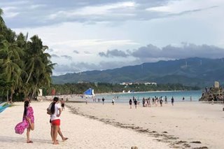 Boracay, bukas na muli sa mga turista