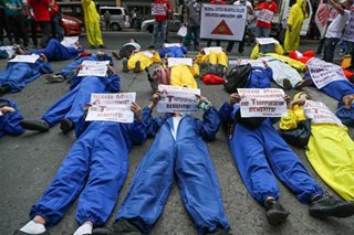 'Ginawa kaming busabos': Health workers demand release of cash allowance from DOH