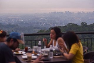 Dining above the vog
