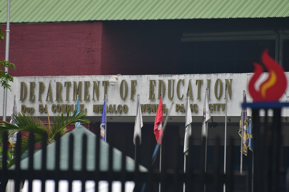DepEd says poor PH ranking in education report &#39;a challenge&#39; 1