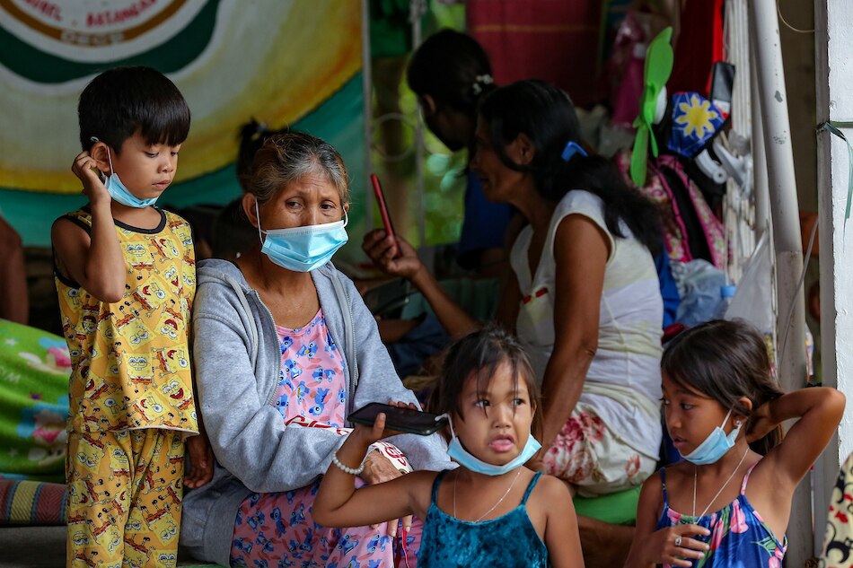 Evacuation continues in Batangas after Taal&#39;s record-high sulfur dioxide emittance 1