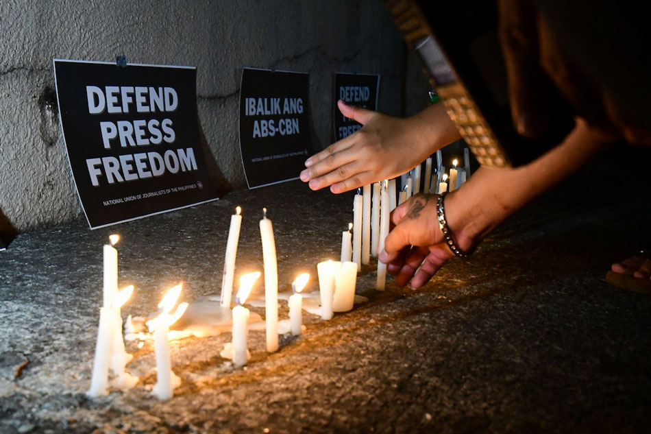 &#39;Chilling effect&#39; hit Philippine newsrooms in wake of ABS-CBN shutdown— veteran journalist 1
