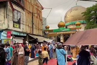 Paggunita sa Eid Al Adha sa Golden Mosque sa Quiapo, dinagsa