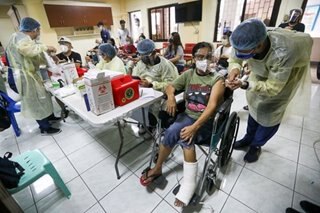 Health workers tinaningan ang DOH sa pagbibigay ng naantalang benepisyo