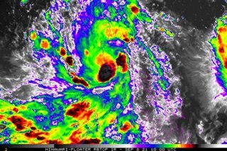 PAGASA: Storm 'Jolina' barrels toward Bataan