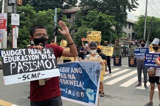 'Tayo na lang naiwan': Bukas-klase sinabayan ng rally