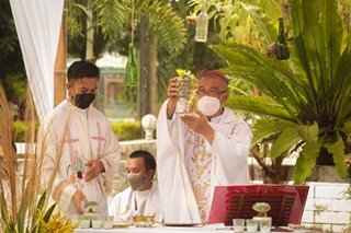 San Carlos Bishop Gerardo Alminaza tests positive for COVID-19 anew