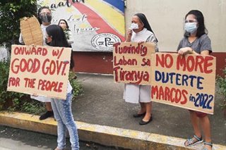 Mga madre, staff ng St. Scholastica nagprotesta laban korupsyon 