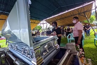Artist Bree Jonson laid to rest in Davao 