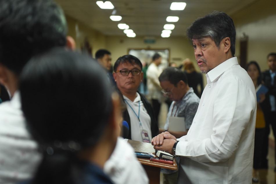 Senator Kiko Pangilinan talks to the media at the senate on Oct. 2, 2018. George Calvelo, ABS-CBN News/File