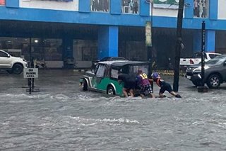 TINGNAN: Pagbaha, pagguho ng lupa sa Samar, Aklan dahil sa LPA