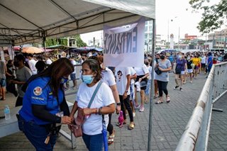 Thousands visit graves in PH ahead of Undas closure