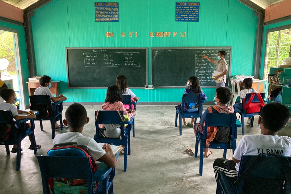 Classes at Pag-asa Island School in late October. Jervis Manahan, ABS-CBN News