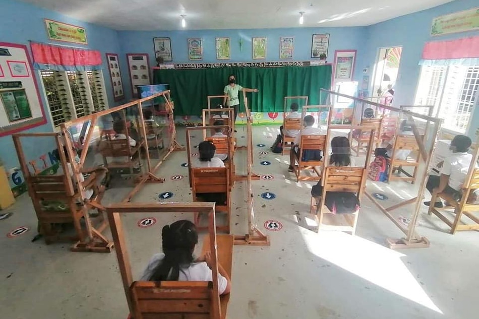 Distancing is enforced among students' chairs at Cabagdalan Elementary School in Balamban, Cebu. Photo courtesy of Aldo Banaynal, The Freeman