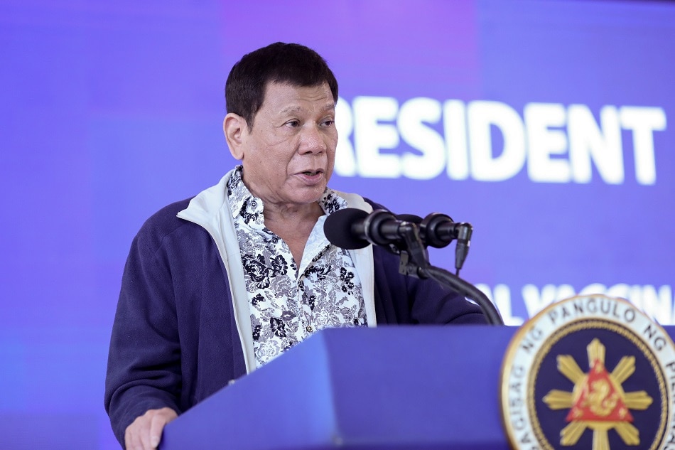 President Rodrigo Duterte delivers a speech at SM City Masinag in Antipolo City, Rizal on Nov. 29, 2021. Ace Morandante, Presidential Photo 