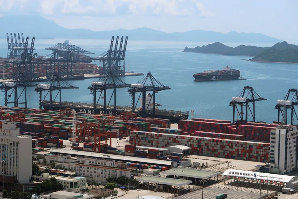  A cargo ship carrying containers is seen near the Yantian port in Shenzhen. A proposed new EU policy could affect trade between China and Europe. Photo: Reuters