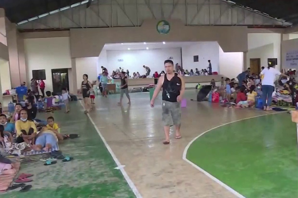 More Than 50,000 Surigao Residents Stay In Evacuation Centers 