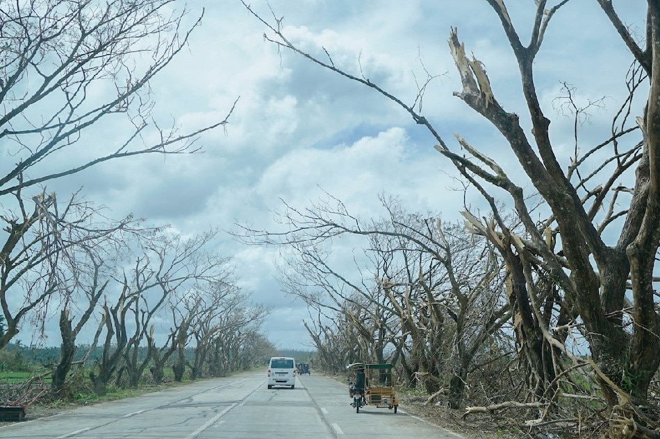 Photo of the destruction left by Typhoon Odette in Surgiao del Norte during a visit by President Rodrigo Duterte on December 22, 2021. King Rodriguez, Presidential Photo