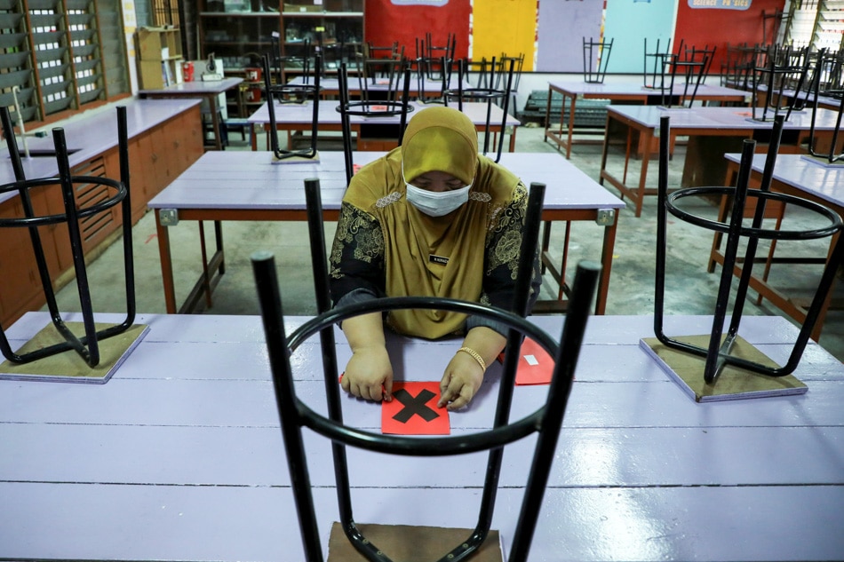 Malaysia schools reopen amid the pandemic