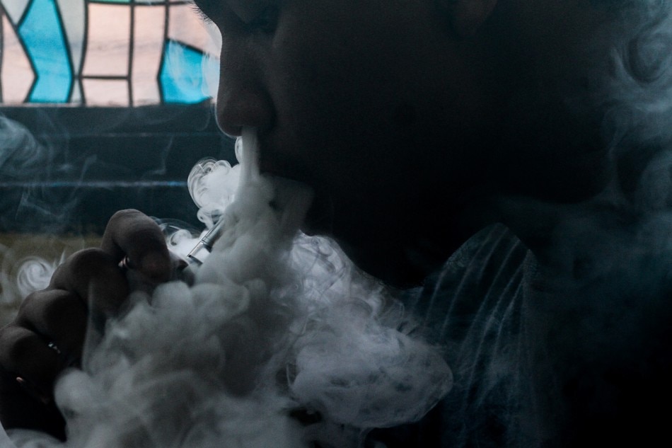 House passes bill on e-cigarettes, vapes amid concerns over provisions 1