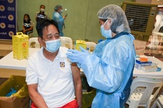 Makati gives P37.7M gift checks to fully vaccinated seniors