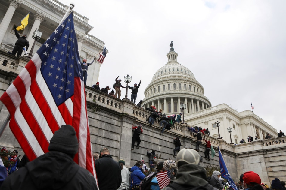 China goes online to mock &#39;beautiful sight&#39; of US Capitol chaos 1