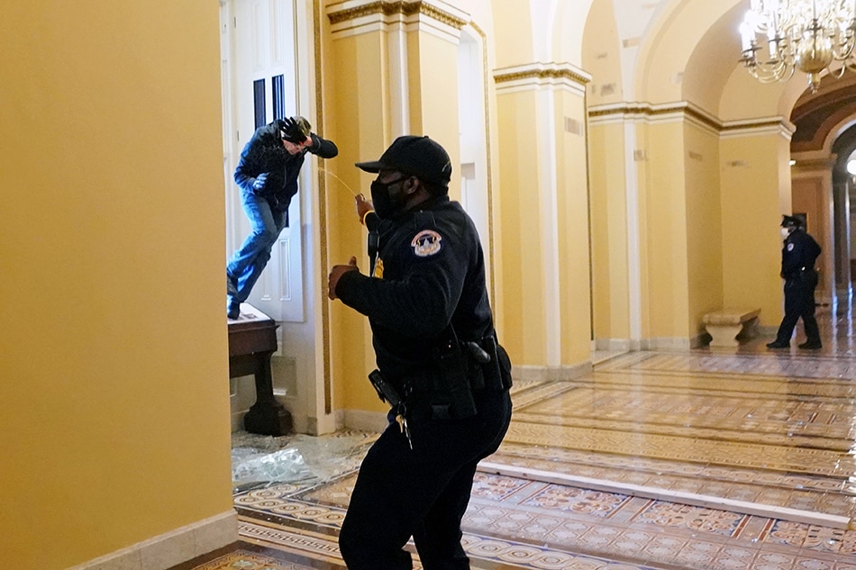 US Capitol police officer dies of injuries in riot by Trump supporters 1