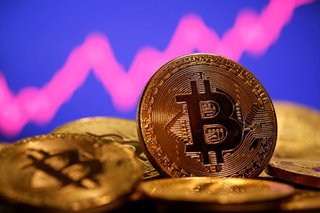 Bitcoin tumbles below $40,000 after China issues warning