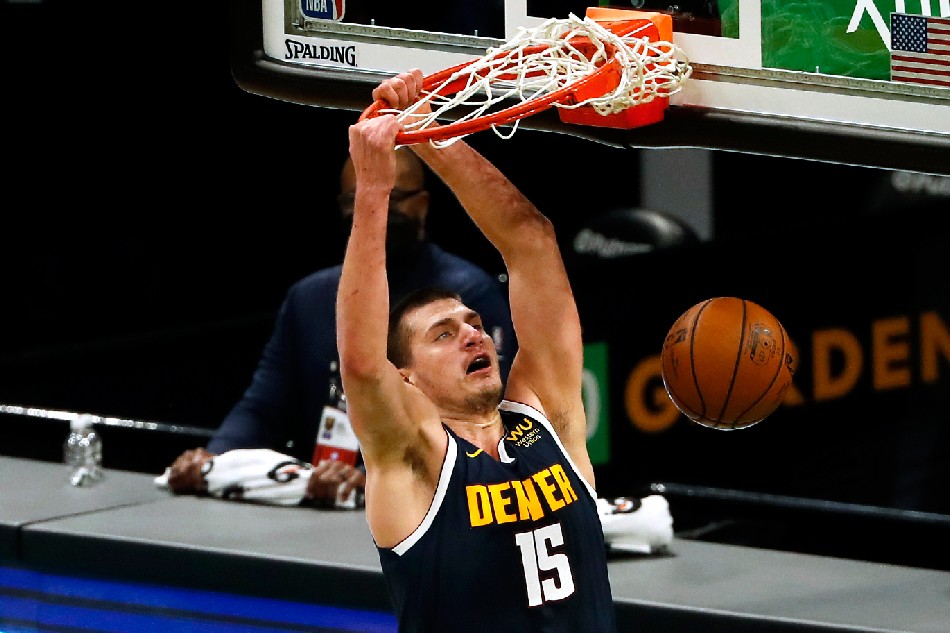 Nba Nikola Jokics Triple Double Carries Nuggets Past Thunder