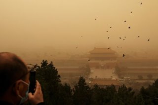 Sandstorm chokes Beijing