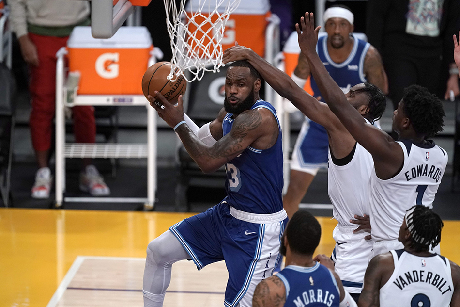 NBA: LeBron&#39;s second straight triple-double helps Lakers past Wolves 1