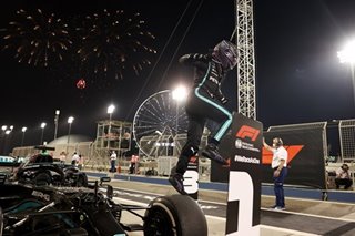 F1: Mercedes' Lewis Hamilton wins season-opening Bahrain GP