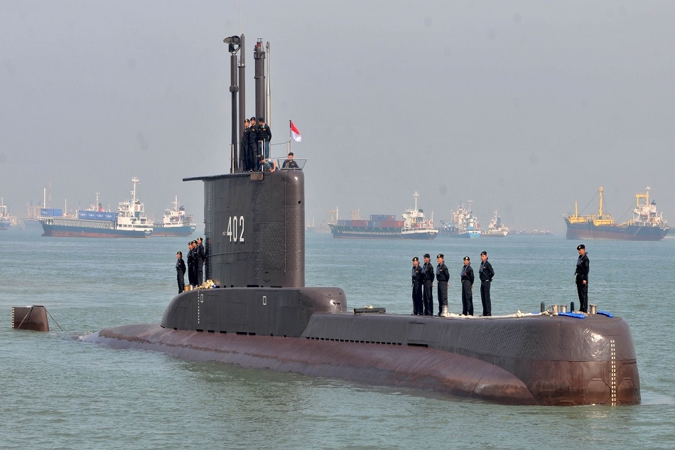 Indonesia navy searching for submarine with 53 aboard 1