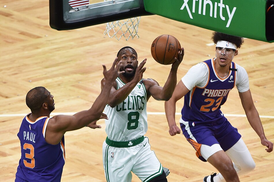 NBA: Kemba Walker leads Celtics to win over Suns 1