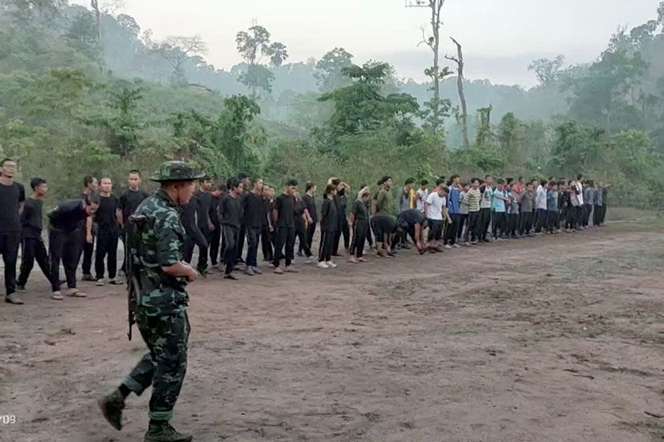 Fighting In Myanmar Erupts Near Thai Border Abs Cbn News