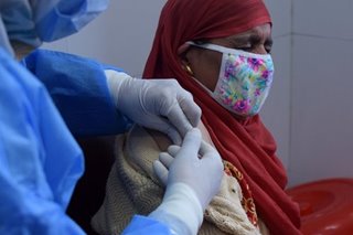 ‘Colossal’ queues: Shortages, confusion in India's vaccination drive