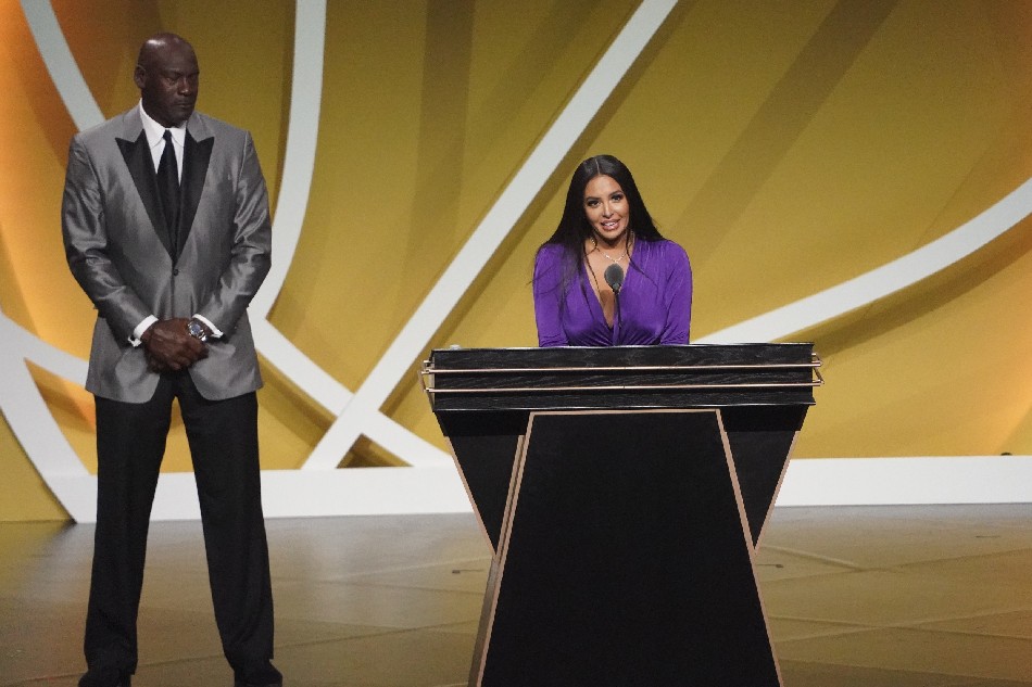 Kobe Bryant remembered in emotional Hall of Fame inductions 1