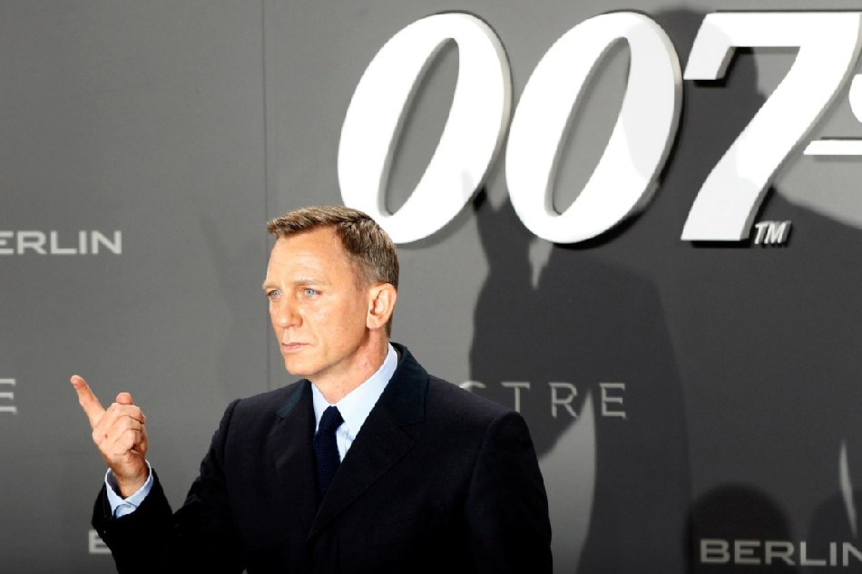 James Bond movies to stay in theaters despite Amazon deal, producers say 1