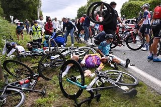 Spectator who caused Tour de France pileup ashamed of 'stupidity': prosecutor