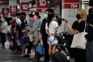 Thailand expands lockdown areas as COVID-19 cases surge