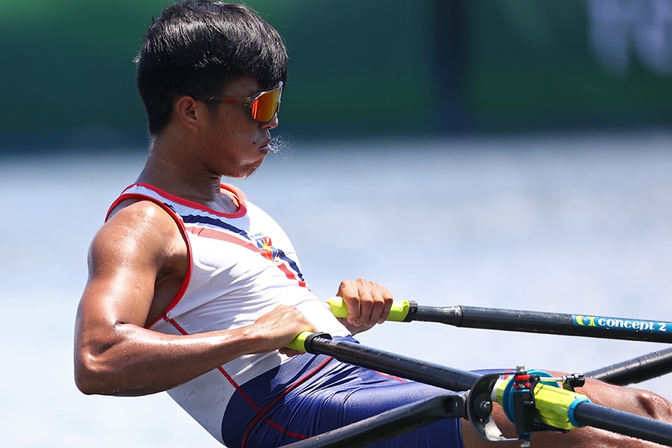 Olympics: Cris Nievarez out of medal contention in rowing 1