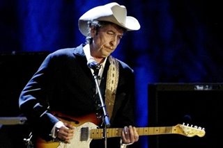 Bob Dylan sued for alleged sexual abuse of 12-year-old
