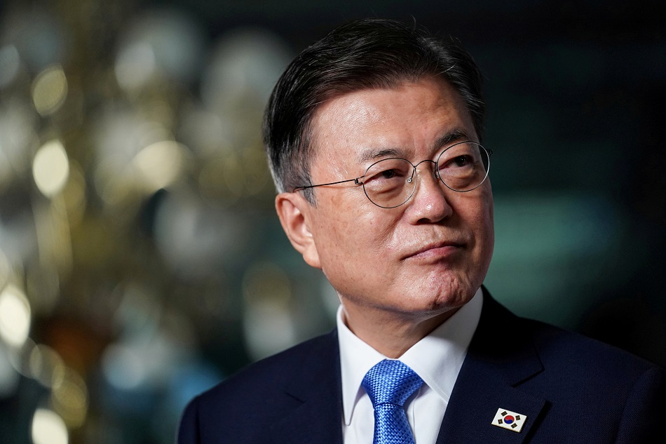 South Korean President Moon Jae-in in Washington, on May 21, 2021. On Wednesday, South Korea successfully test-fired a submarine-launched ballistic missile, supervised by Moon, hours after North Korea fired two ballistic missiles into the sea, according to the South's military. Sarah Silbiger, Reuters/file
