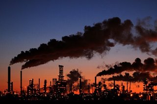Investor group sets tough climate blueprint for Big Oil
